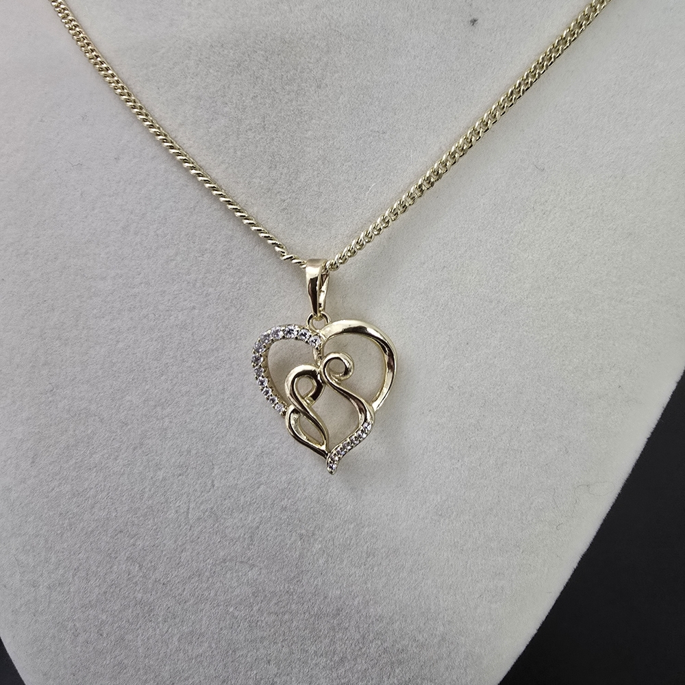 Gold Heart Pendant Necklace